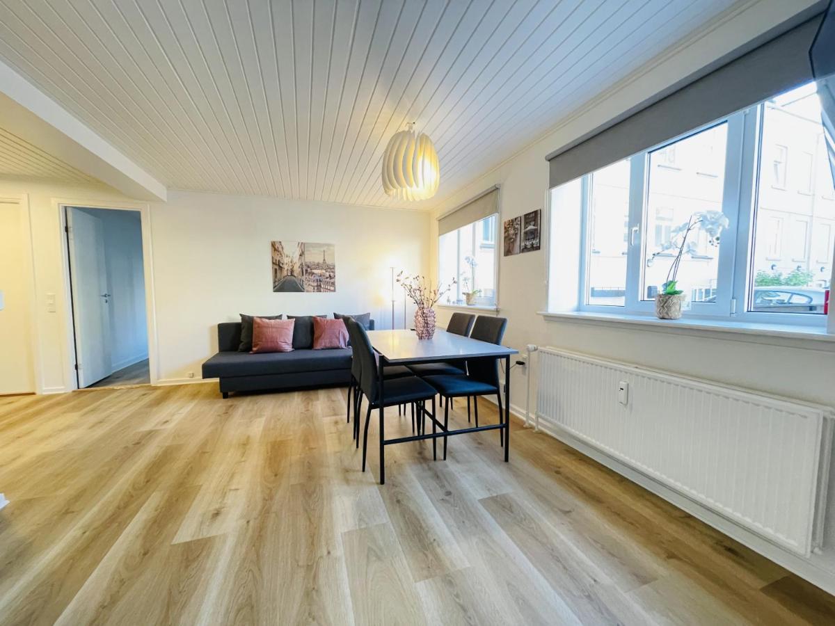 Aday - Charming Apartment In The Pedestrian Street Of Фредериксхавн Экстерьер фото